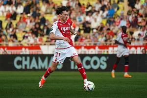 队报：阿克利乌舍今夏或将离队，摩纳哥对其标价7000至8000万欧