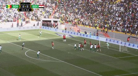 失点萨拉赫世预赛0球0助，激光笔闹剧击倒“绿巨人”